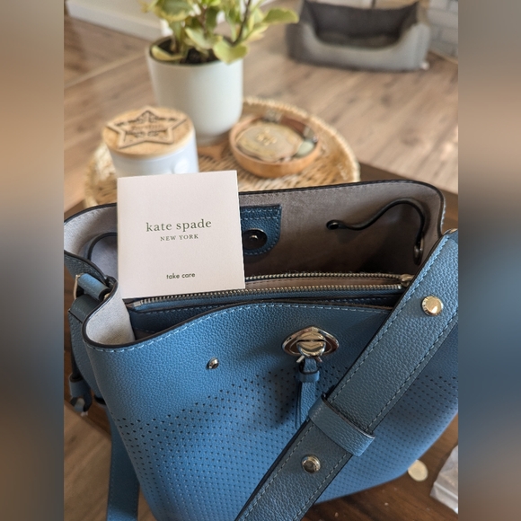 Kate Spade-Marti Large Bucket bag - Picture 10 of 10